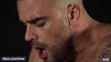 Men.com - Damien Crosse and Diego Reyes - At First Sight - G snapshot 10