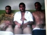 3 ragazzi arrapati in cam snapshot 10