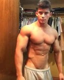 Amateur-Bodybuilder zeigt sich snapshot 1