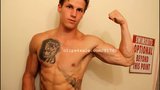 Fetiche muscular - aaron flexionando part6 video1 snapshot 1