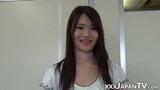 Le malvagie ragazze giapponesi si divertono a giocare con le loro fighe pelose snapshot 3