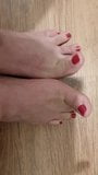 Мои красные ногти на пальцах ног snapshot 5