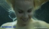 Whitney taylor mojada whitney bajo el agua snapshot 13