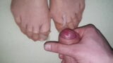 Footjob in nylon con unghie dei piedi francesi # 3 snapshot 10