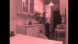 Travesti italiana en la cocina (recoloreada) snapshot 1