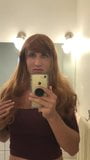 Crossdresser s-a îmbrăcat prima dată ca o femeie snapshot 4