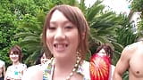 जापानी रंडी पूल के पास लंड चूसने के बाद चुदाई का मजा लेती है snapshot 2