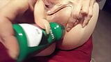 Anal-Masturbation mit Flasche snapshot 2