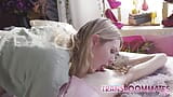 Trans princesa Livi Doll dominada por su maestro snapshot 3
