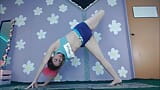 Yogaträning nybörjare livestream - blinkande underboob snapshot 13