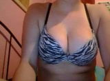 Linda garota mostra peitos e buceta em chatroulette snapshot 1