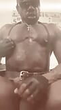 Black Bodybuilder Smoke & Wank Clips snapshot 15