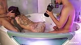 Sesso bollente nella jacuzzi Marseline black con Tony Hard e Sanivteme - Nigonika Il miglior porno caldo 2024 snapshot 5