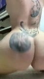 Peituda gostosa e tatuada snapshot 6