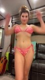 Bianca Lancia mahukan air mani awak di seluruh badan bikininya snapshot 12
