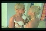 Brigitte Lahaie w scenie 3 - hurlements d extase (1980) snapshot 4