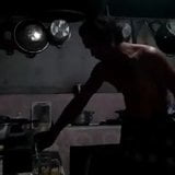 Papi desnudo en la cocina snapshot 1