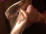 Le scarpe da ginnastica di Penny, le ballerine, le scarpe da lavoro in vendita snapshot 21