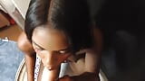 Adolescente negra bate boquetes no banho!  Chupando no chuveiro - facial no banheiro! snapshot 14