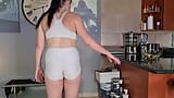 Chubby slut doing exercises while pissing in her tights snapshot 5