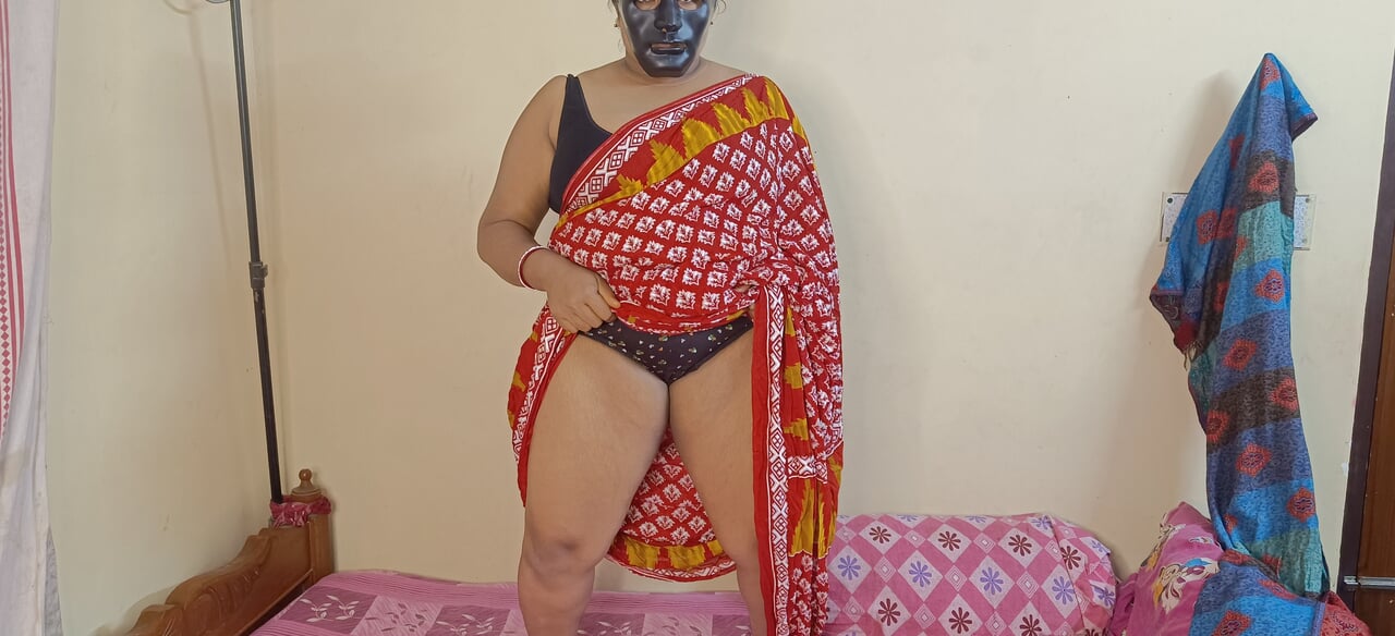 Indian Gorgeous Bhabhi Chut Khol Ke Ne Aisa Mut Diya Dil Garden Garden Ho Gaya