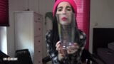 Drink je eigen sperma (Duitse femdom -talk) snapshot 3