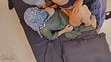 Malasia chica en hijab en misionero caliente folla con cuñado. snapshot 8