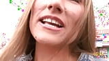 Napalona milf nie nosi bielizny, gdy jest na polowaniu na BBC snapshot 3