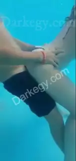 Egyptian Couple Fucking Under Water at Northern Coast - Darkegy ...