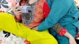 PAKISTANI REAL HUSBAND WIFE WATCHING DESI PORN ON MOBILE THAN HAVE ANAL SEX WITH CLEAR HOT HINDI AUDIO snapshot 3