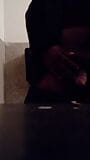 Pasierb przyłapany przez mamę na robieniu ręcznej roboty w łazience !!! snapshot 1
