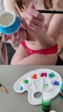 Gorąca nastolatka z naturalnymi cyckami maluje się z włączoną kamerą internetową snapshot 15