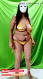 Sona Bhabhi in Gold Bikini dance snapshot 3