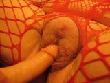Vrouw houdt van masturberen in rode pvc -handschoenen - 1 snapshot 3