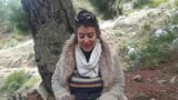 Sesso all'aperto nella foresta con una ragazza calda snapshot 3