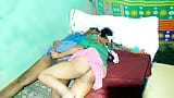 desi Tamil aunty goes to boyfriend's house and has sex after knowing that he is alone at home snapshot 5