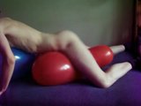 Grandi palloncini gonfiabili giocano all'orgasmo snapshot 7