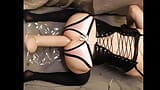 Neukmachine anaal met 30 cm dildo snapshot 1