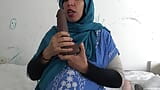 Zwangere Egyptische Arabische vrouw vunzige praat snapshot 9