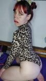 Shyyfxx, uma gatinha sexy brinca com sua gata favorita snapshot 8