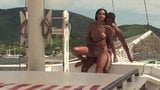 Gran polla negra bbc anal en el barco del amor con el coño apretado snapshot 10