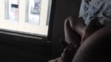 Masturbation nue pour une voisine sexy curieuse snapshot 6