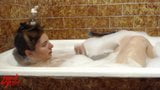 Bath relaxation snapshot 10