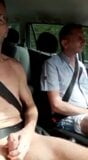 Henndrik nackt im Auto und steifer Schwanz snapshot 1