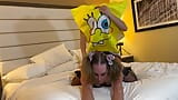 SpongeBob mengongkek seorang wanita transeksual snapshot 8