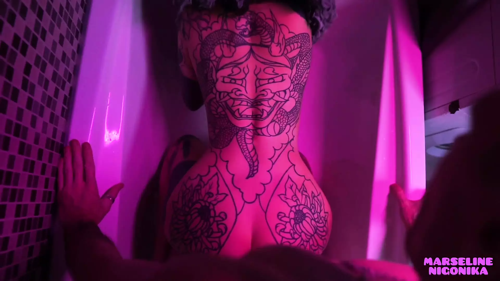 Ultraviolet darling tits