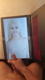 Cumtribute pour Elsa Jean - énorme charge snapshot 1