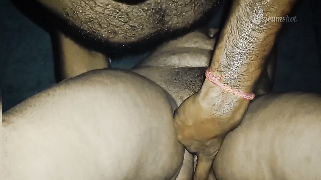 desi ibu rumah tangga bhabhi pakai jari sangat keras dalam posisi berdiri d...