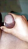 Pequeña polla travesti intenta correrse polla flácida en cámara lenta snapshot 10