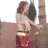 Jessica Chastain practicing belly dancing snapshot 9